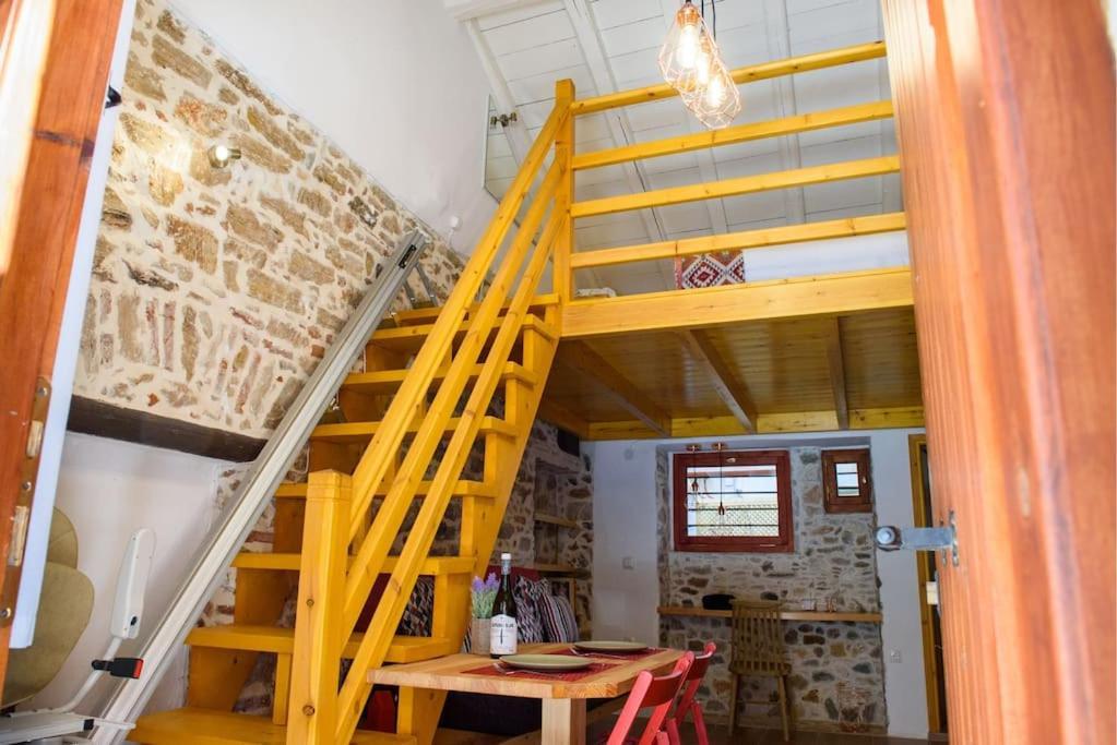 Apartament Lavrio Stone House 5 Min From The Centre/Port Zewnętrze zdjęcie